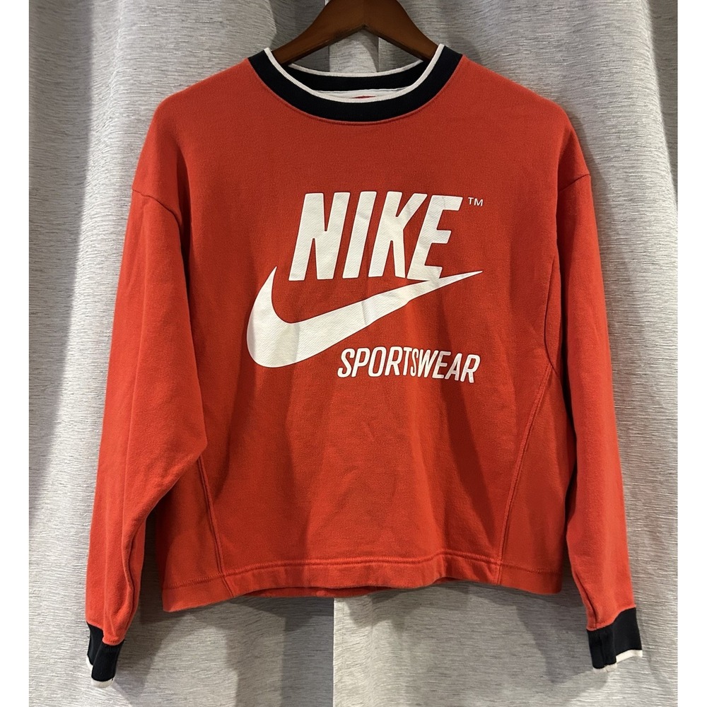 Nike Women's XS Red Cropped Crewneck Sweatshirt Sportswear‎ Logo Pullover